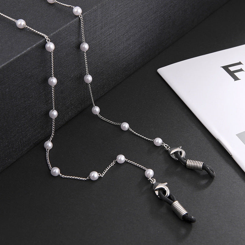 Elegant Pearl Chain Eyewear Holder Kalsten