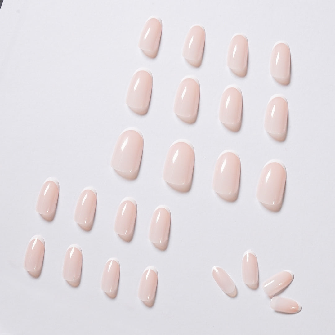 elegant Nail Art with precise French Tip Kalsten