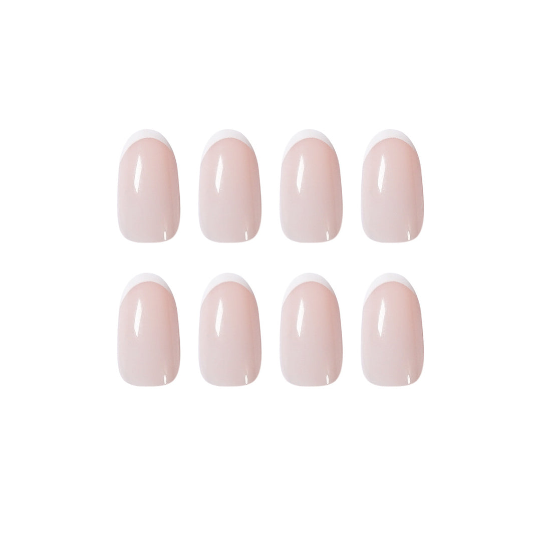 elegant Nail Art with precise French Tip Kalsten