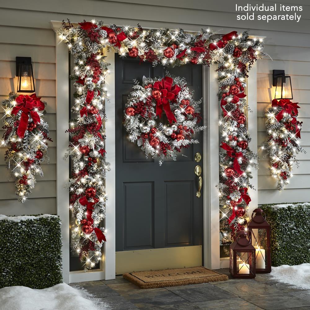 Pre-Lit Christmas Garland
