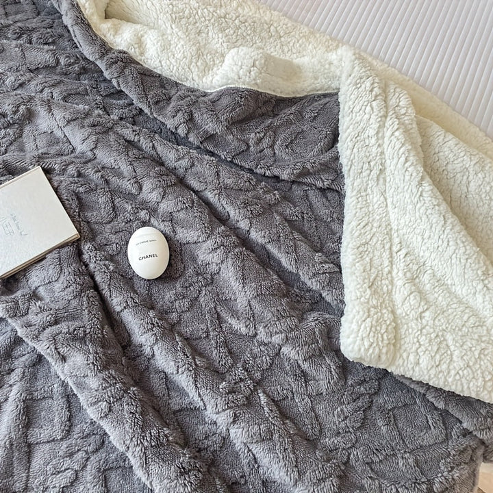 Stylish Reversible Fleece Blanket for Ultimate Comfort and Warmth Noxord