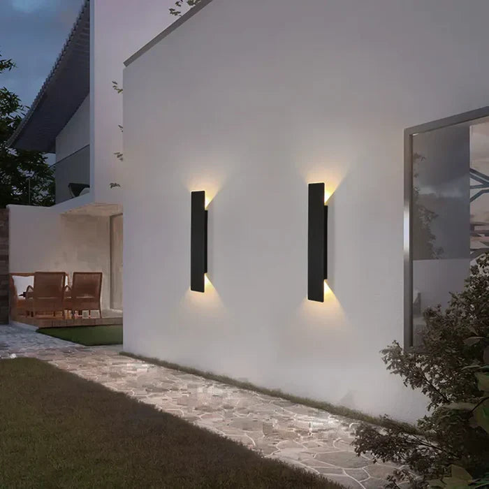 StormGlow Light - Weatherproof LED Outdoor Wall Lamp | Kalsten