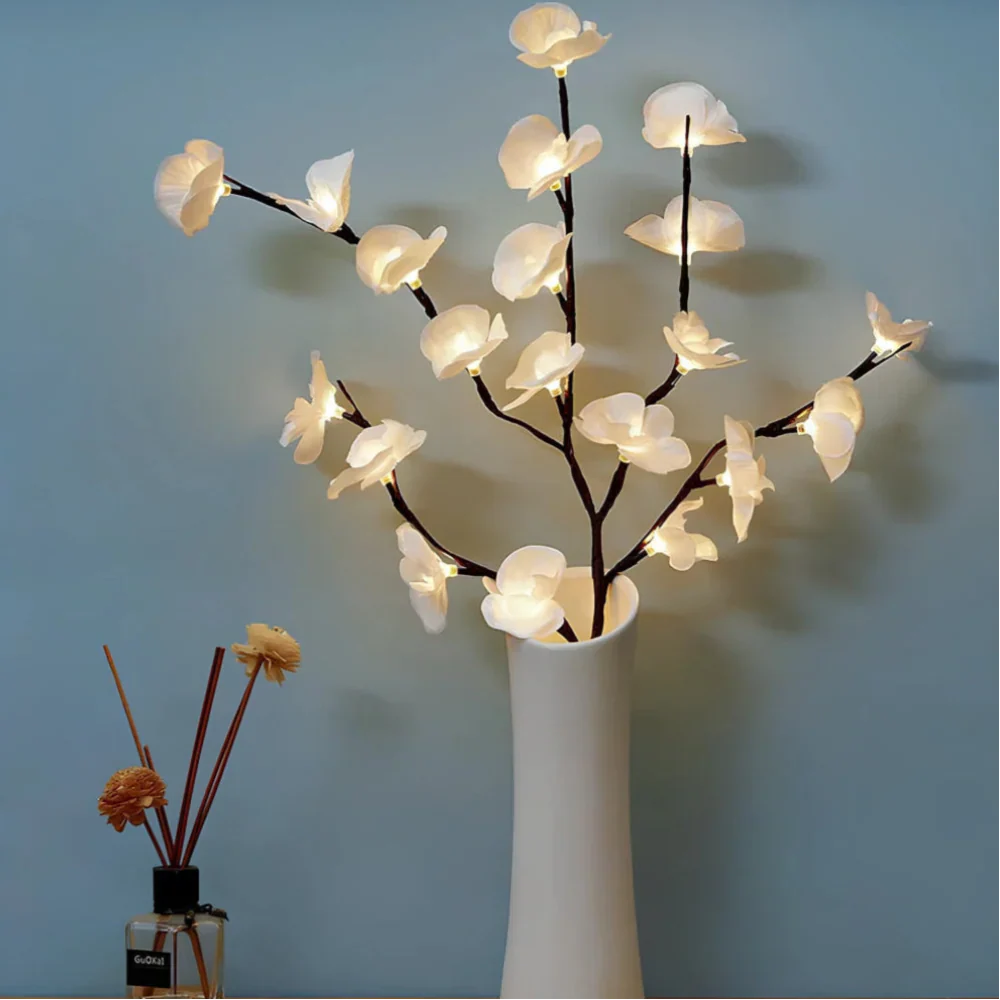 Kalsten | Lighted Branches