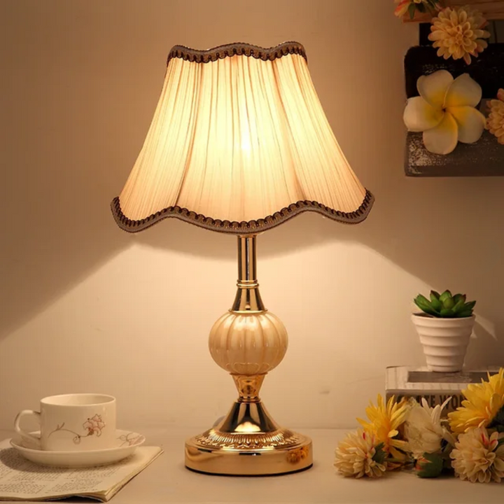 Vintage Scandinavian Table Lamp | Kalsten