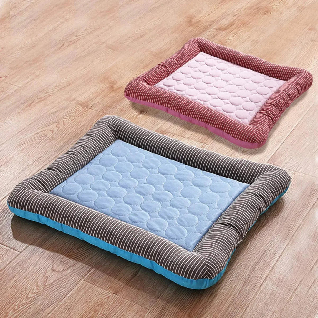 Cooling mat for pets with raised padded edge | Kalsten