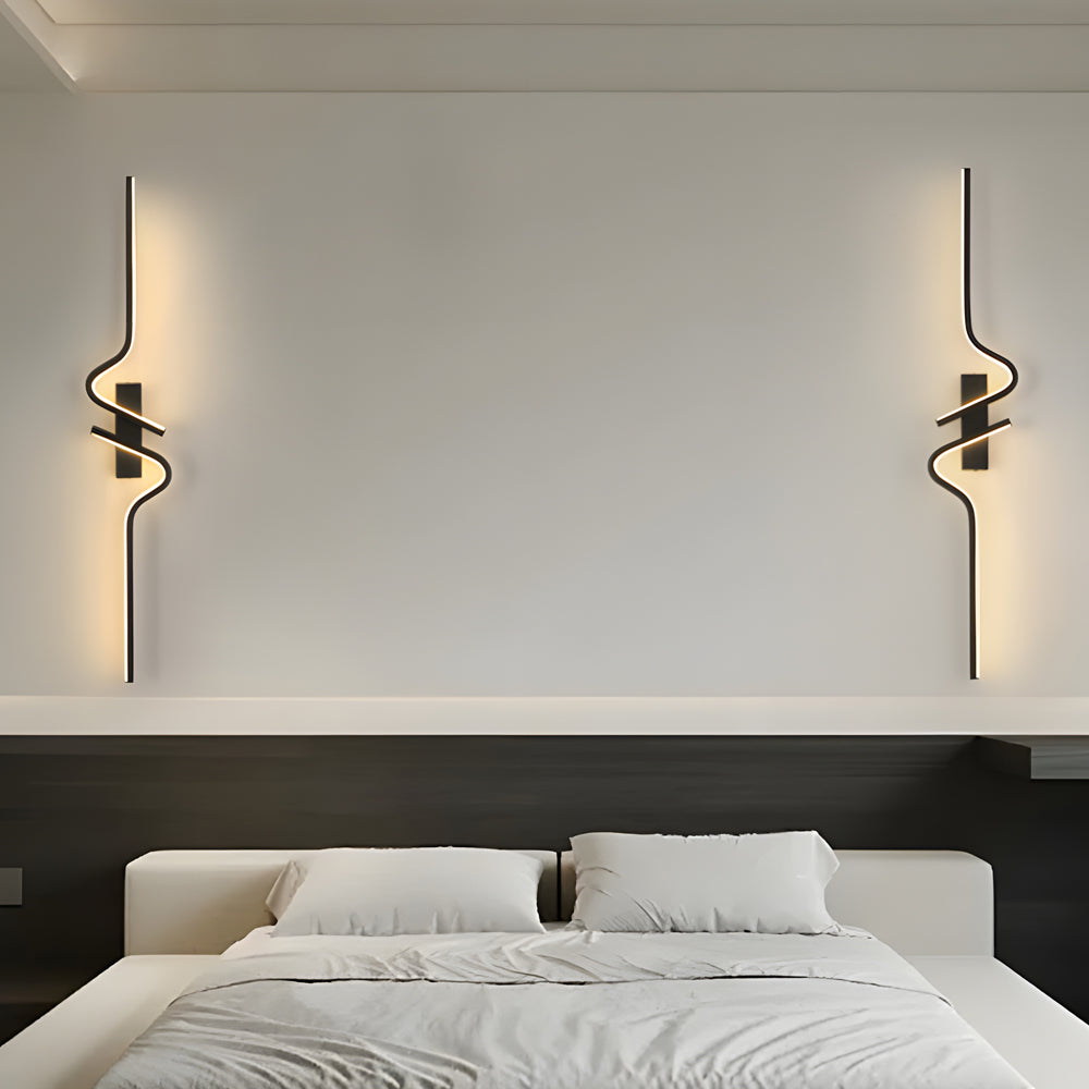 Minimalist Long Wave Aluminum Black Decorative LED Wall Lamp | Noxord