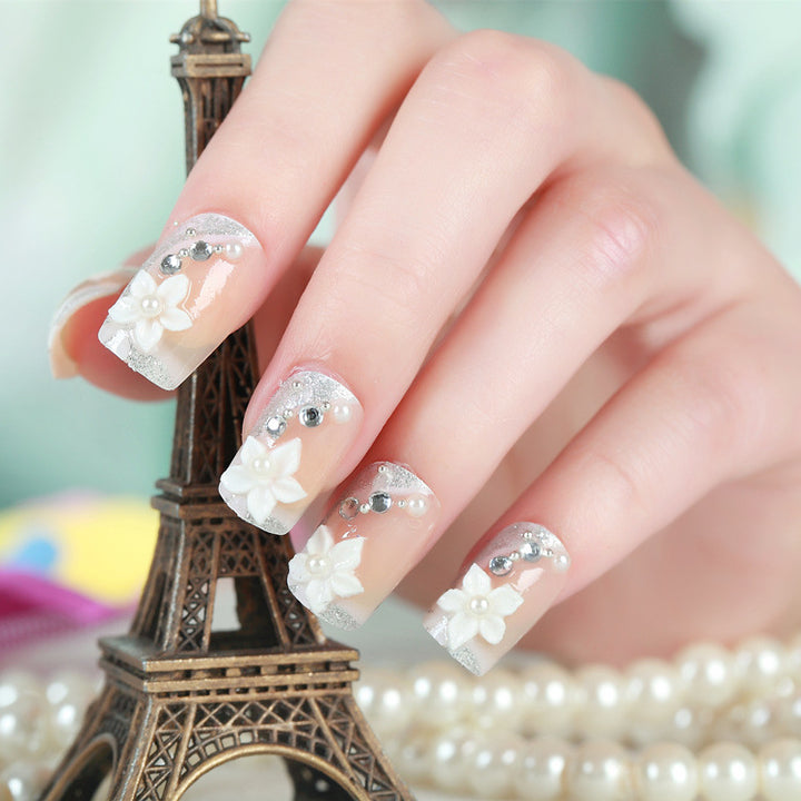 Artificial nails with delicate floral decorations Kalsten