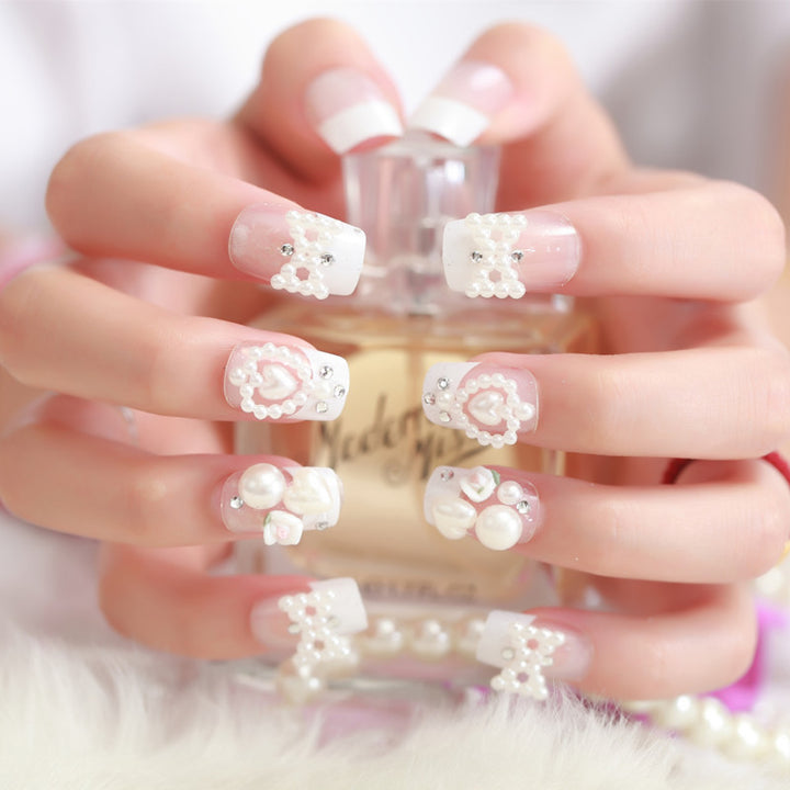 Artificial nails with delicate floral decorations Kalsten