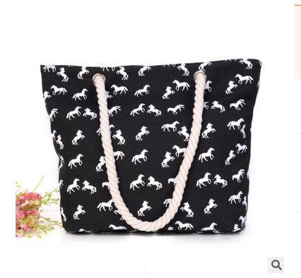 Fashionable beach bag with ethnic pattern Kalsten