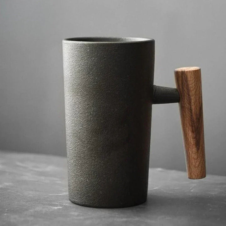 ScandiSip Ceramic Mug – Minimalist Scandinavian Design with Wooden Handle | Kalsten