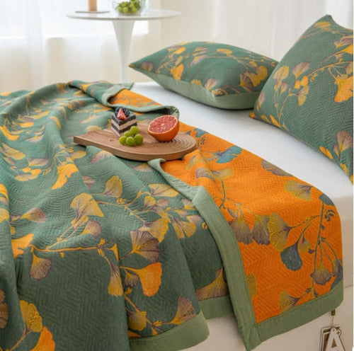 Reversible jacquard cotton quilt