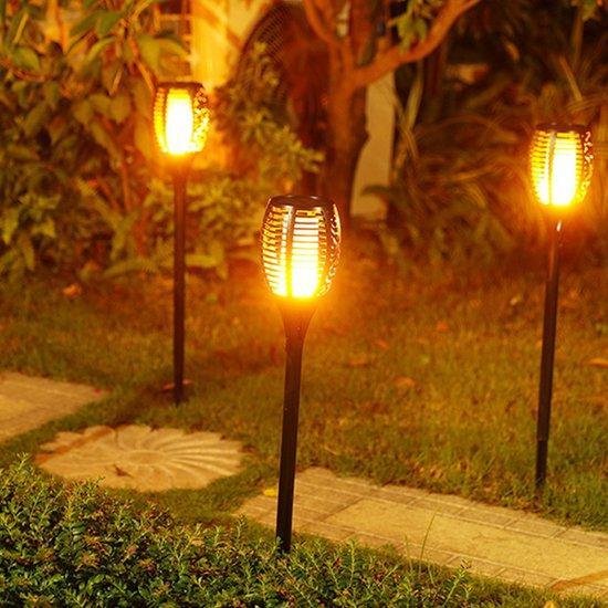 LED Solar Garden Torches Deluxe 96 LED (4 pieces) Noxord