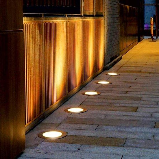 LED Solar Garden Lights Deluxe (Black edition) - Create a delightful atmosphere in your garden! Noxord