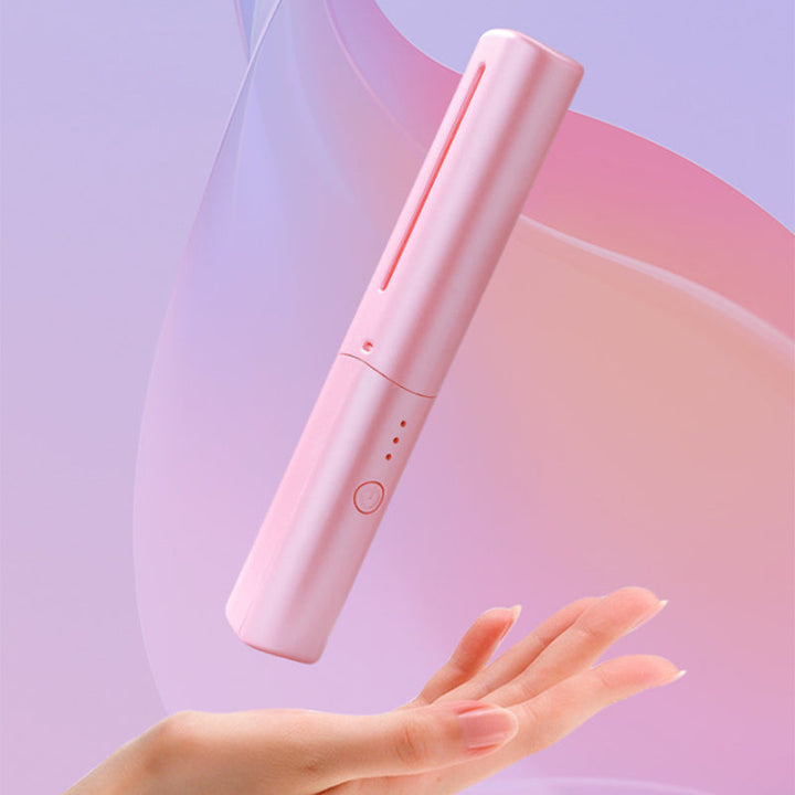 Kalsten | Travel Dryer™ Quick and easy hair styling on the go in just a few minutes.