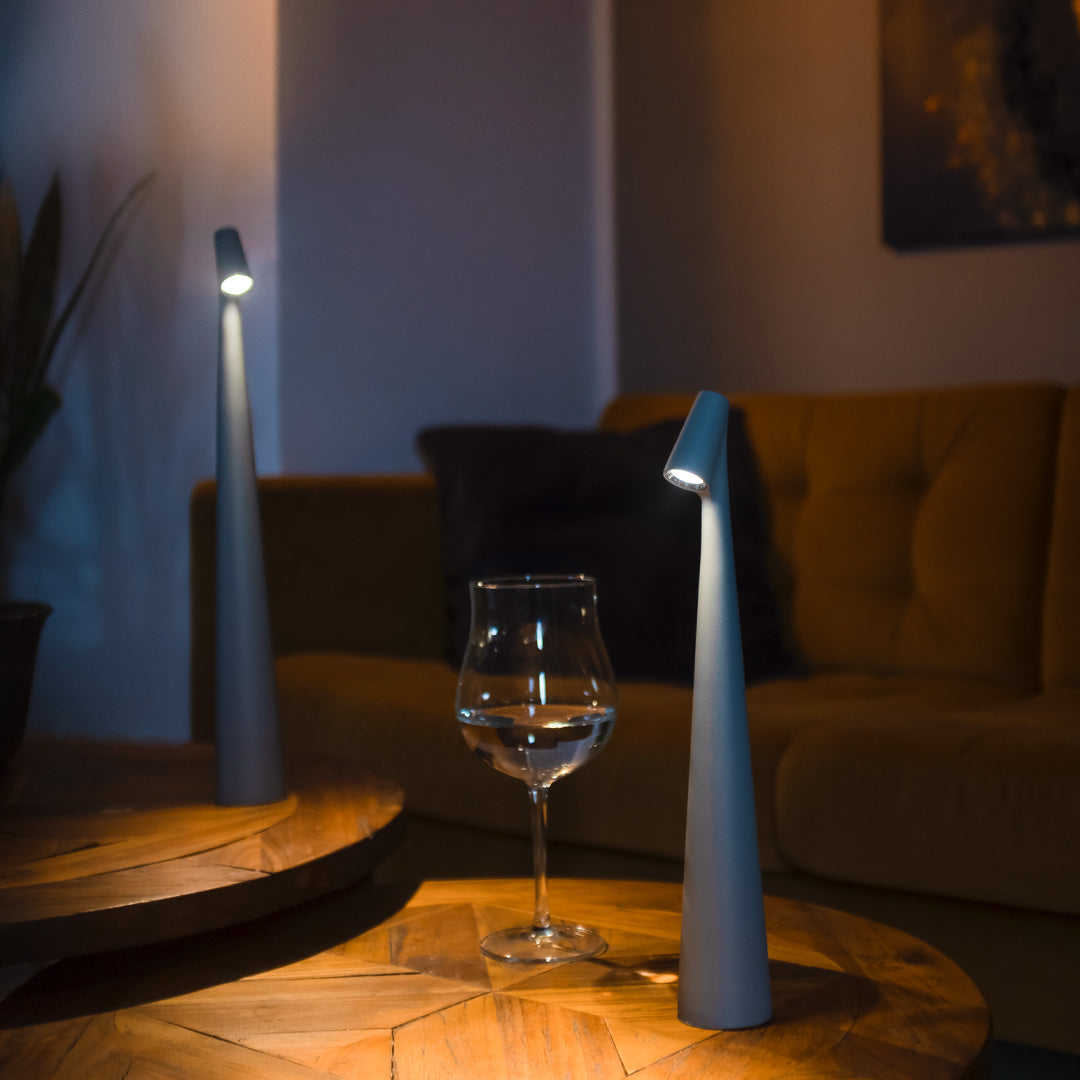 Table Lamp Modern Red Metal LED Light | Noxord