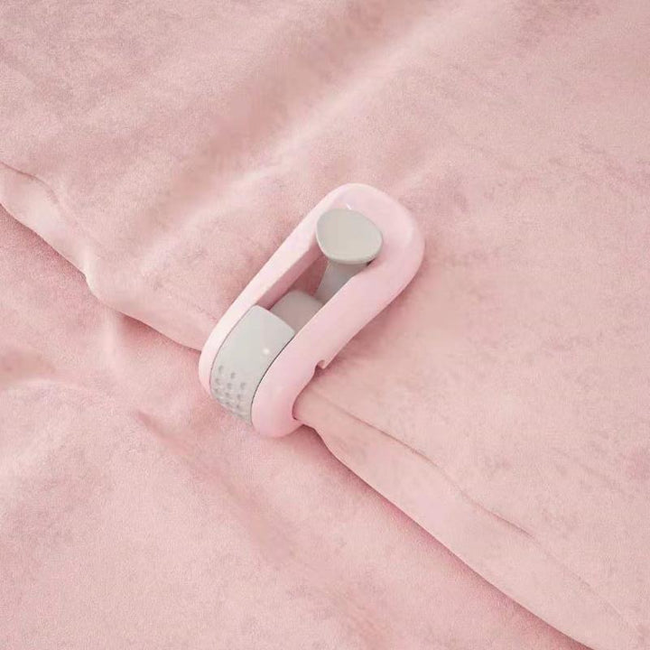 Kalsten | Quilt Holder Duvet Clip