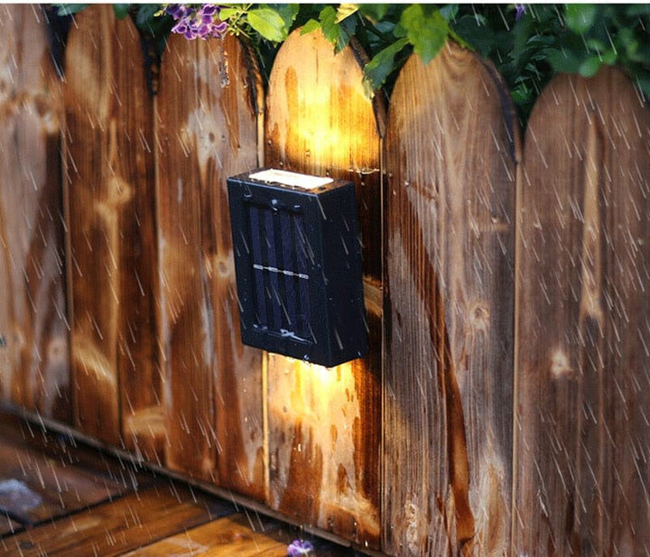Solar Garden Fence Wall Lamp Noxord