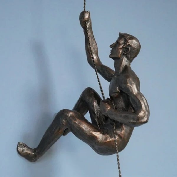 Kalsten | Climber Sculpture