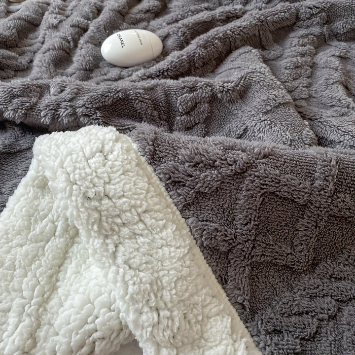 Stylish Reversible Fleece Blanket for Ultimate Comfort and Warmth Noxord