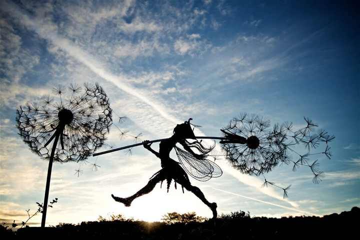 Kalsten | Perfect Wonderland Garden Decoration -The Naughty Spirits Are Dancing