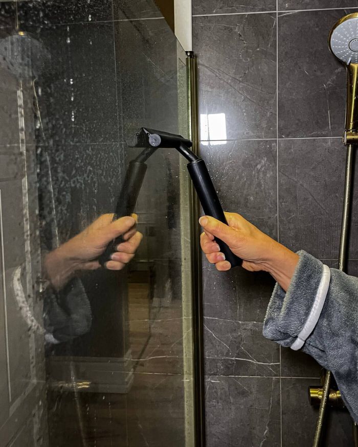 PowerGlide — Never again back pain while cleaning, effortlessly clean into every corner! | Kalsten