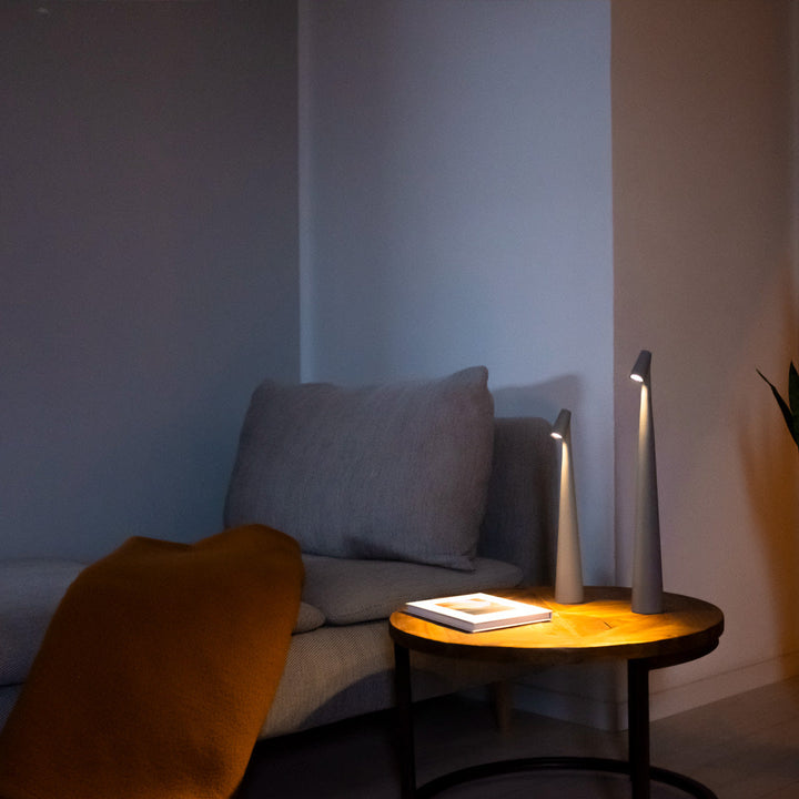 Table Lamp Modern Red Metal LED Light | Noxord