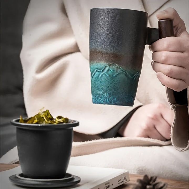 Kalsten | TeaCraft Ceramic Mug | Handmade | With Tea Infuser & Wooden Handle | Retro Design