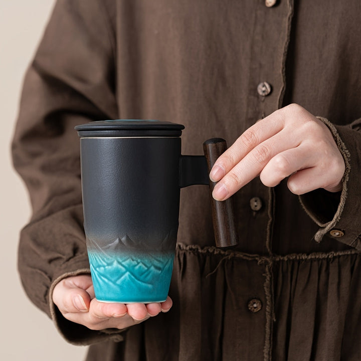 Kalsten | TeaCraft Ceramic Mug | Handmade | With Tea Infuser & Wooden Handle | Retro Design
