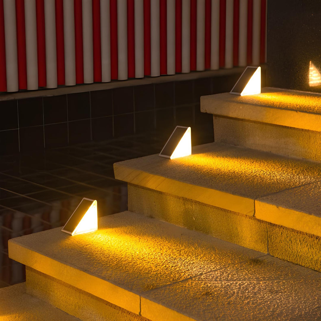 Solar-Powered Stair Lighting - SoluStep | Kalsten