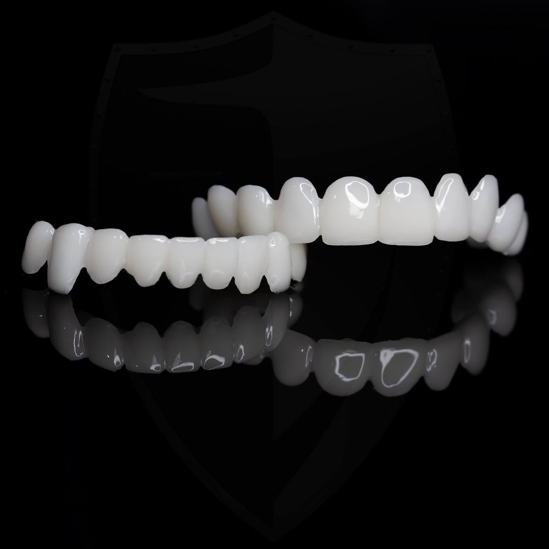Smile Lens – Adjustable White Denture for Instant Smile Correction | Kalsten