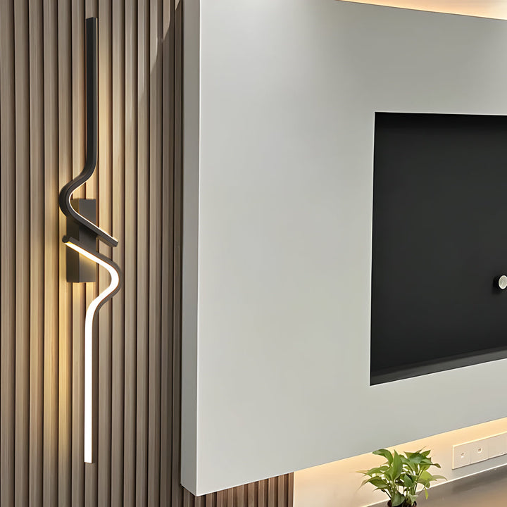 Minimalist Long Wave Aluminum Black Decorative LED Wall Lamp | Noxord