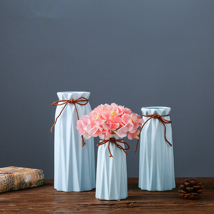 Stylish decorative vase Kalsten