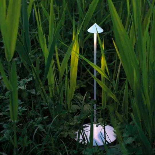 Spikelight – Waterproof Dimmable Wired Lamp