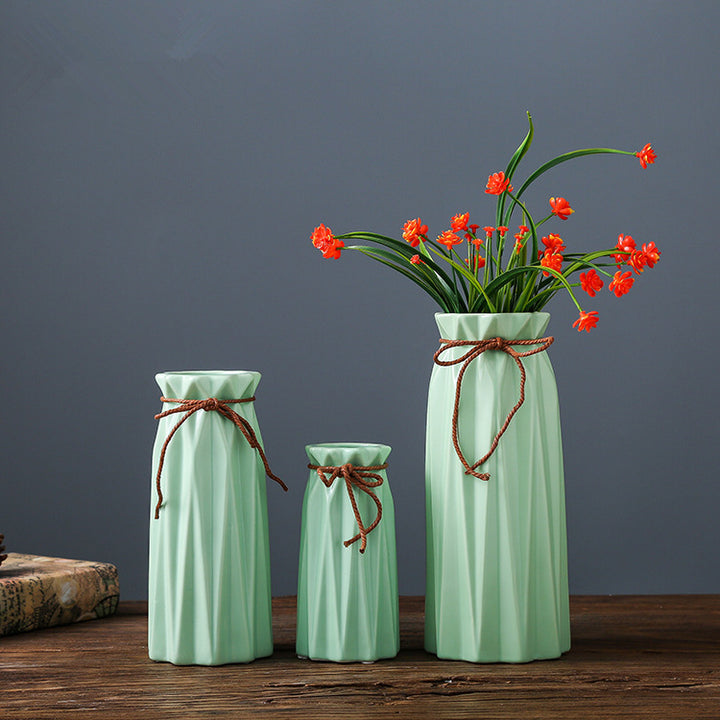 Stylish decorative vase Kalsten