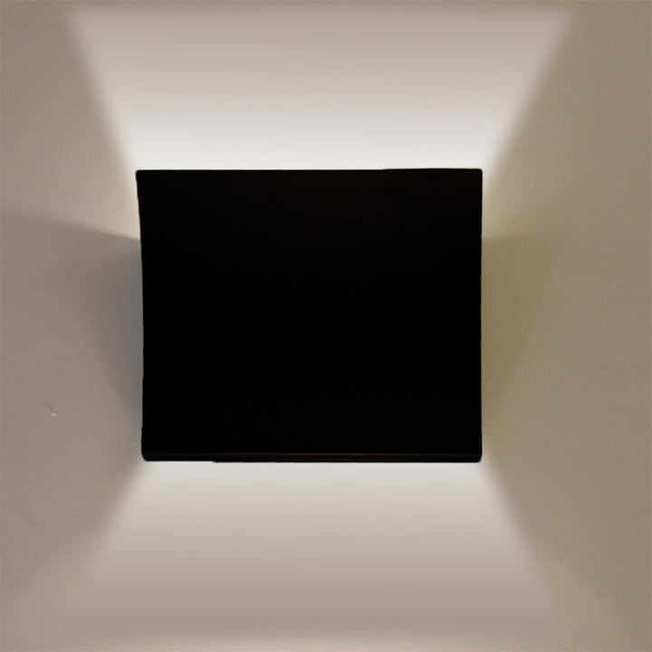 Modern Artistic Wall Light