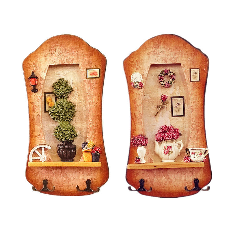 Decorative Wall Organizer with Floral Pattern