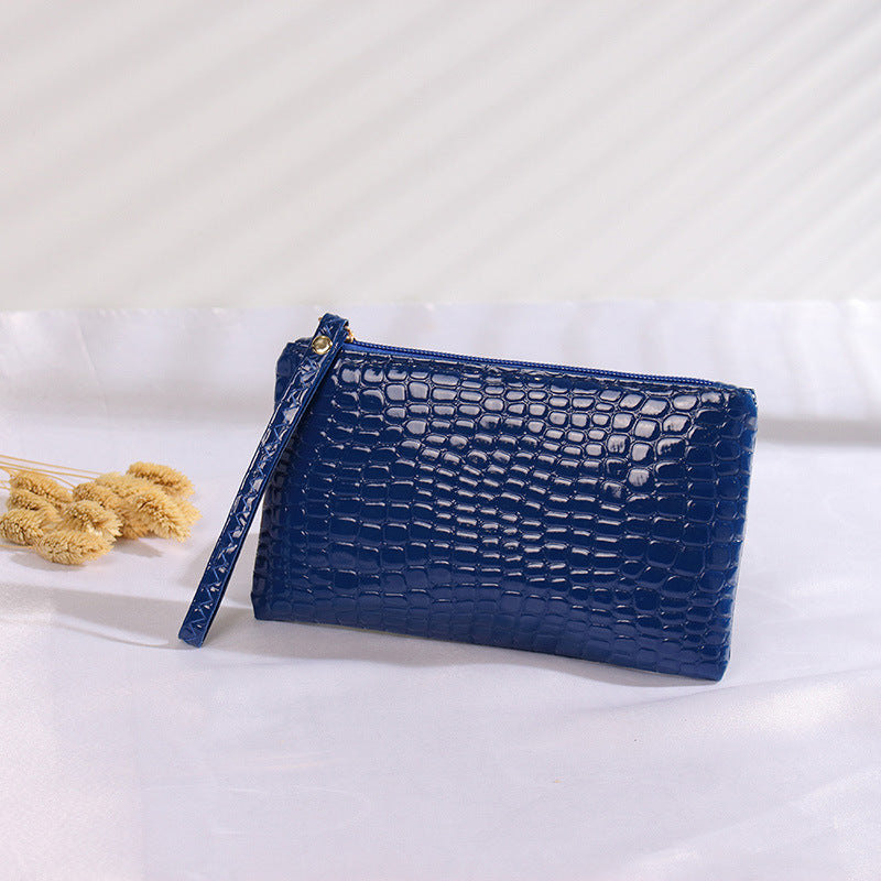 Elegant Crocodile Patterned Clutch Bag