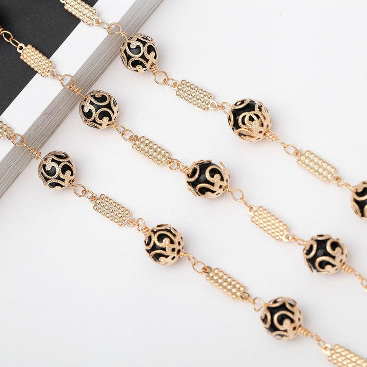 Elegant Pearl Eyewear Chain Kalsten