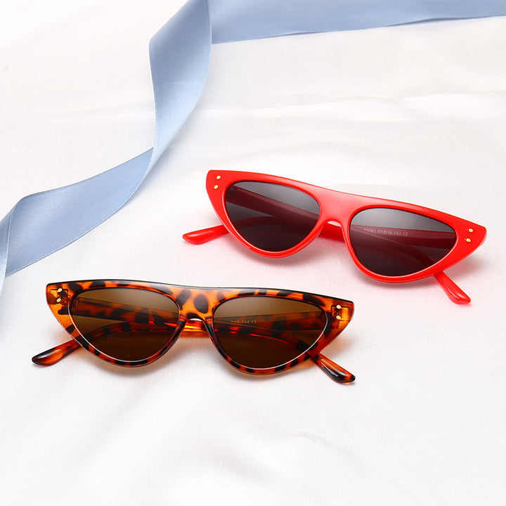 Chic Cat-Eye Sunglasses with Elevated Design Kalsten