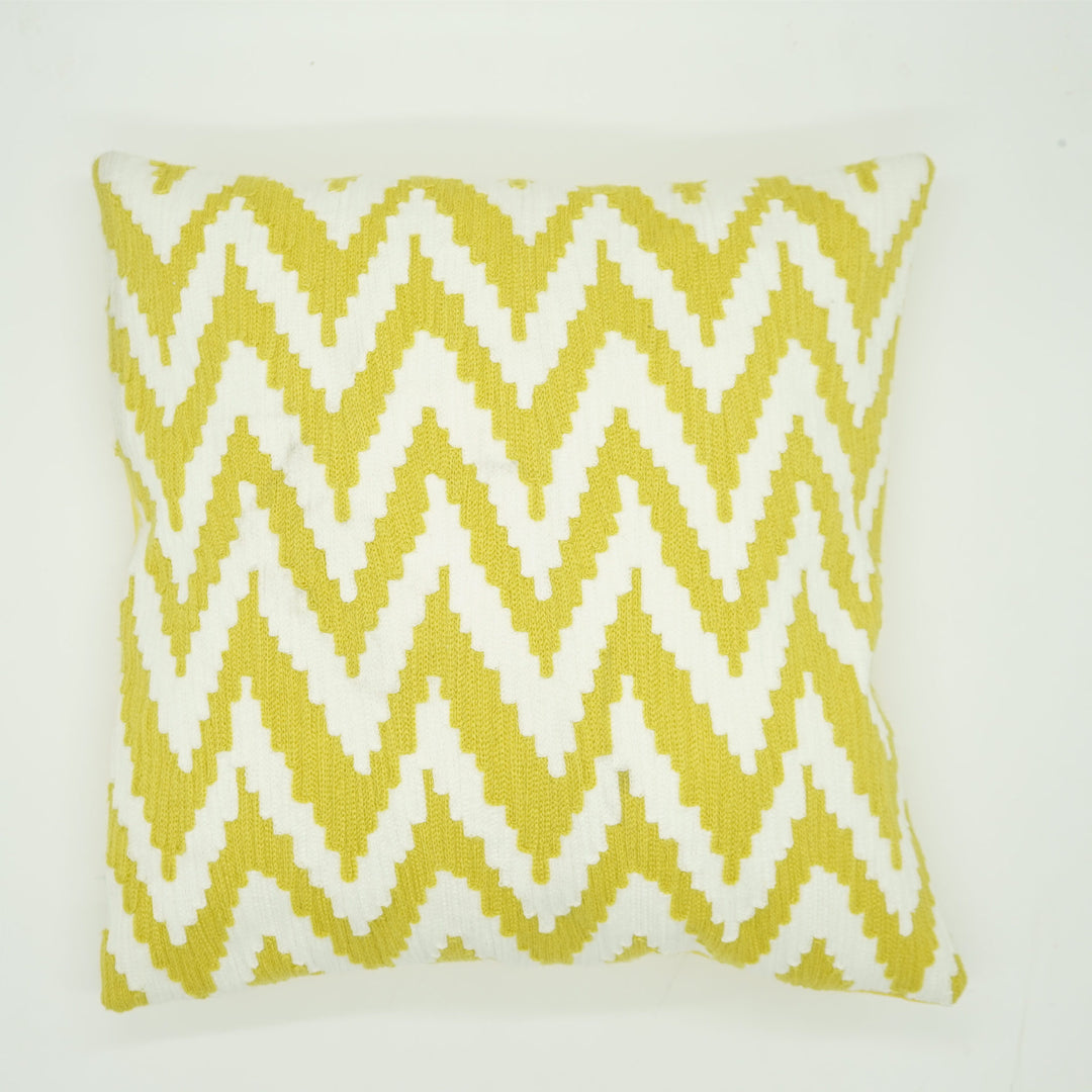 Chevron Pattern Decorative Cushion