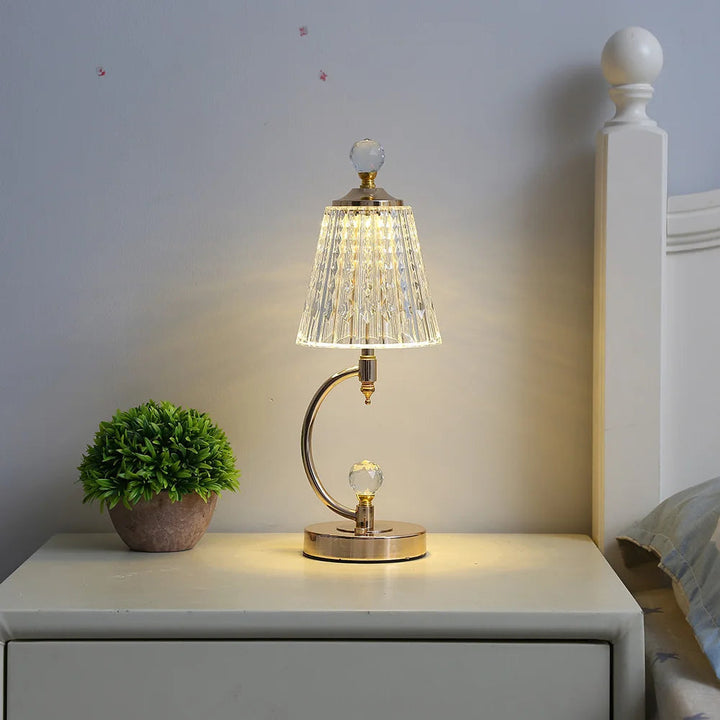 Vintage Crystal Table Lamp - Elegant Vintage Crystal Table Lamp for a Charming Atmosphere Noxord