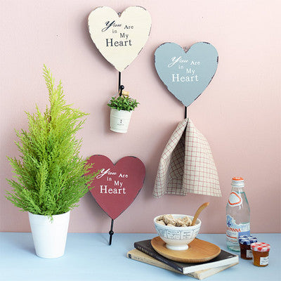 Heart-shaped Decorative Wall Organizer