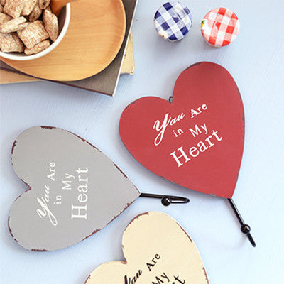 Heart-shaped Decorative Wall Organizer