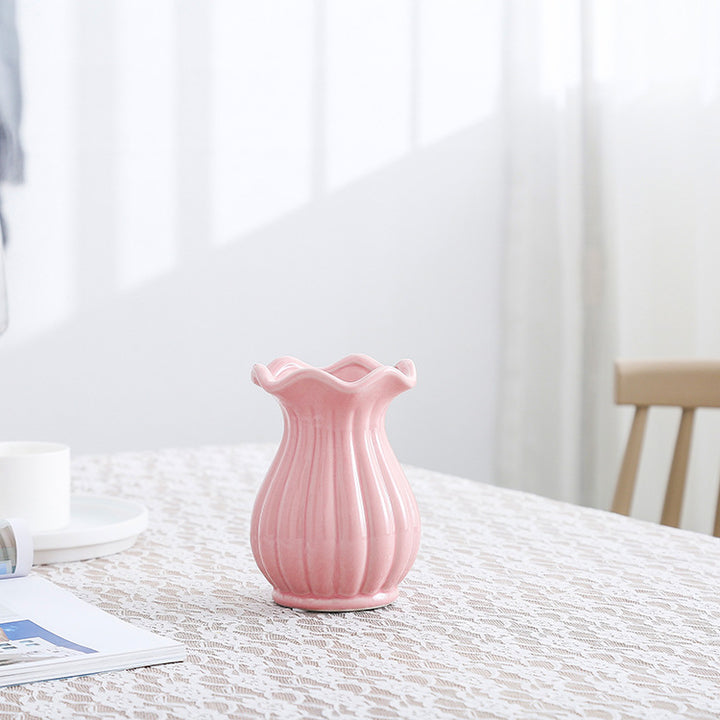 Elegant shaped table vase Kalsten