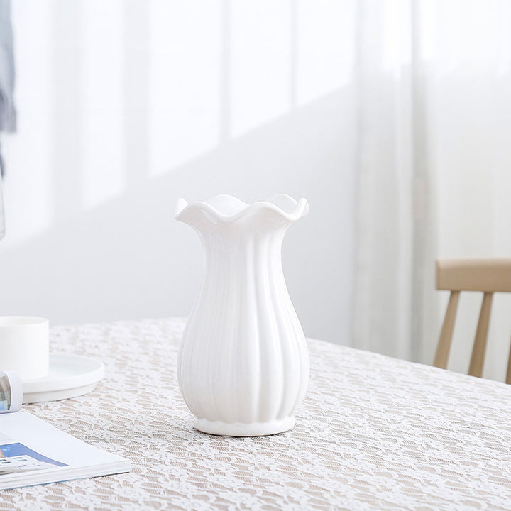 Elegant Ceramic Vase Kalsten
