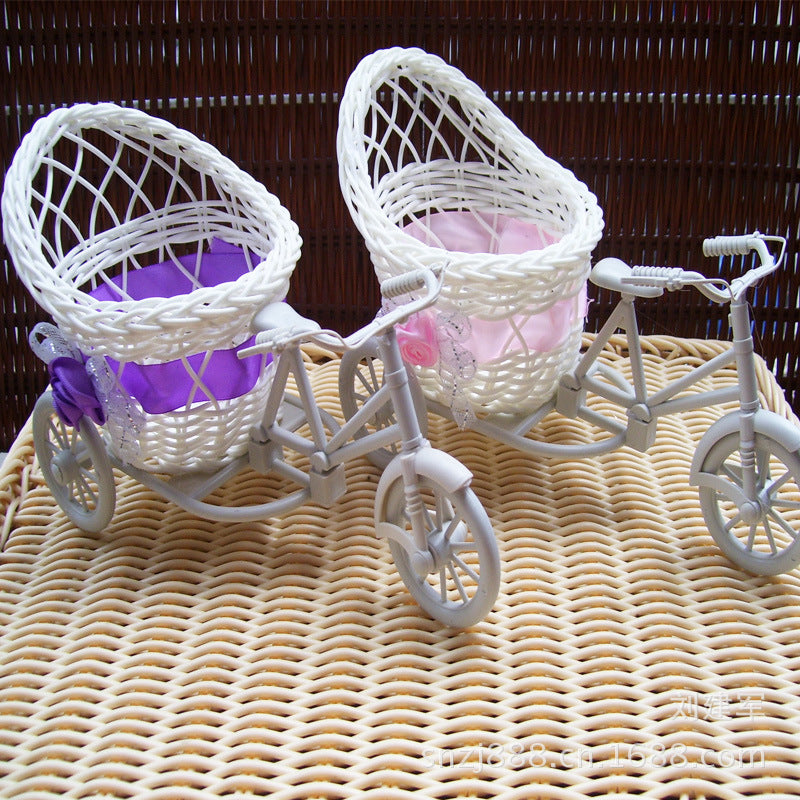 Decorative Bicycle Basket Planter Kalsten