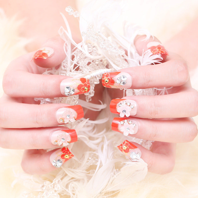 Artificial nails with delicate floral decorations Kalsten