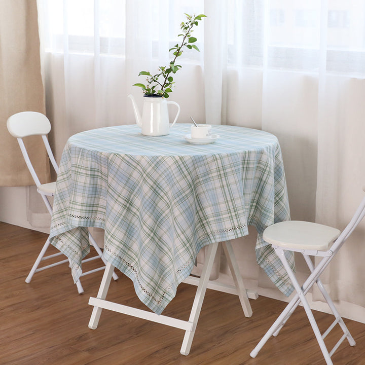 Round cotton tablecloth in check pattern with decorative crochet border Kalsten