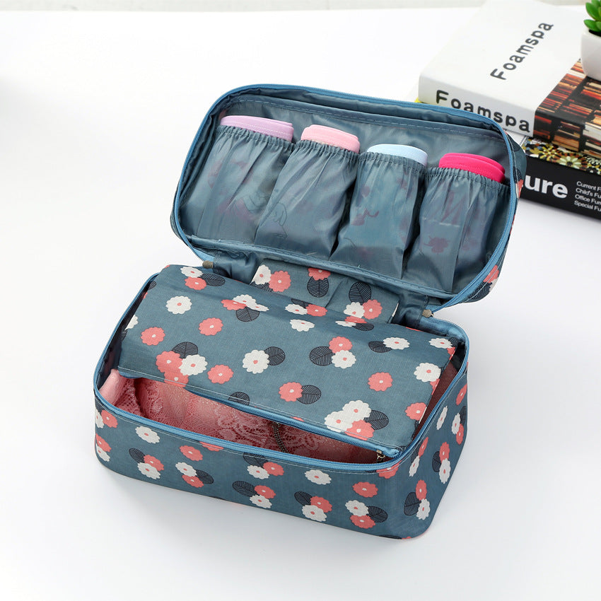 Polka Dot Travel Toiletry Organizer Kalsten