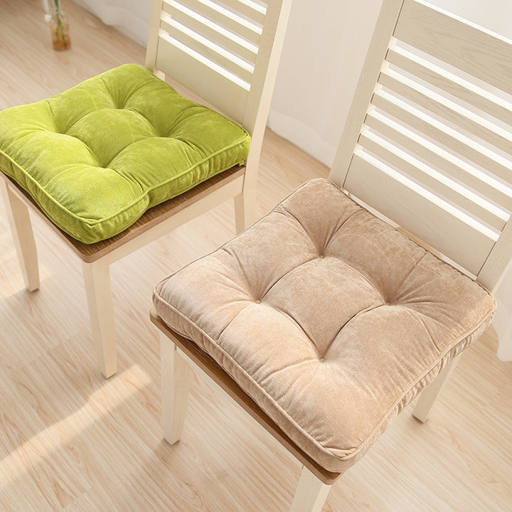 High-quality velvet seat cushion with square tufting and thick padding Kalsten